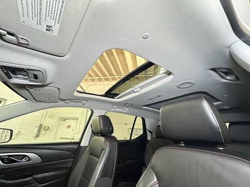 Used 2019 Chevrolet Traverse LT w/ LT Premium Package image 29