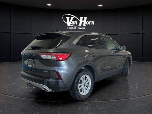 Used 2020 Ford Escape SE AWD/4WD image 7