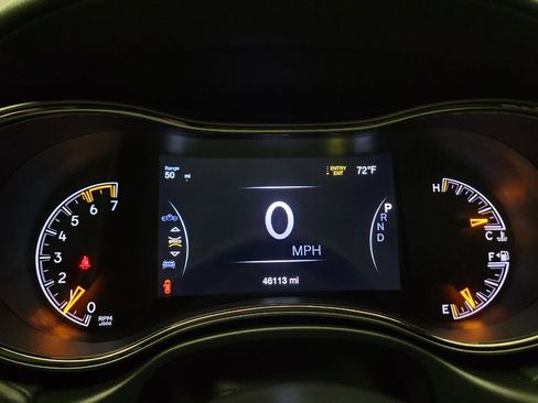 Used 2021 Jeep Grand Cherokee High Altitude AWD/4WD image 23