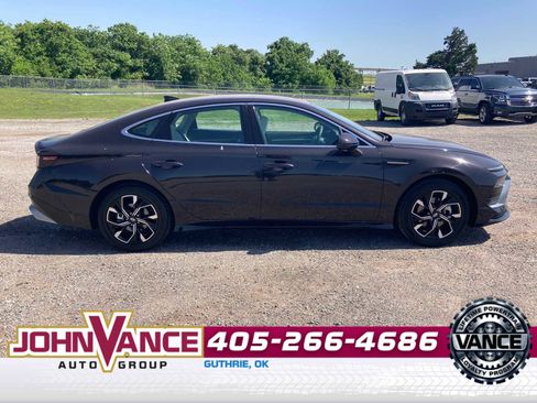 Used 2024 Hyundai Sonata SEL FWD image 8