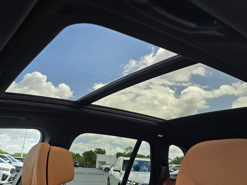 New 2026 BMW X5 xDrive40i w/ M Sport Package AWD/4WD image 24