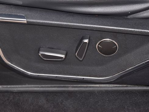 Certified 2023 Ford F150 Lariat w/ Equipment Group 502A High image 37