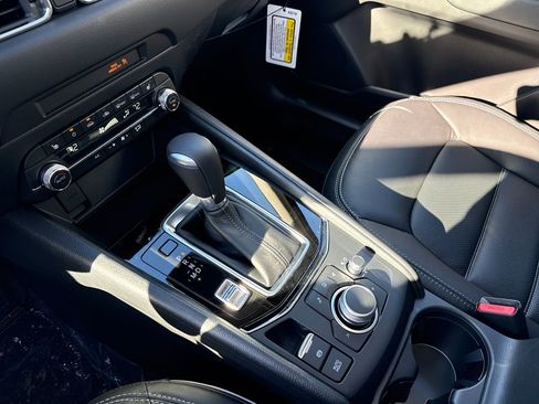 New 2025 MAZDA CX-5 AWD 2.5 S w/ Preferred Package image 19