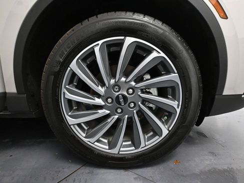 Used 2023 Lincoln Corsair Reserve image 15