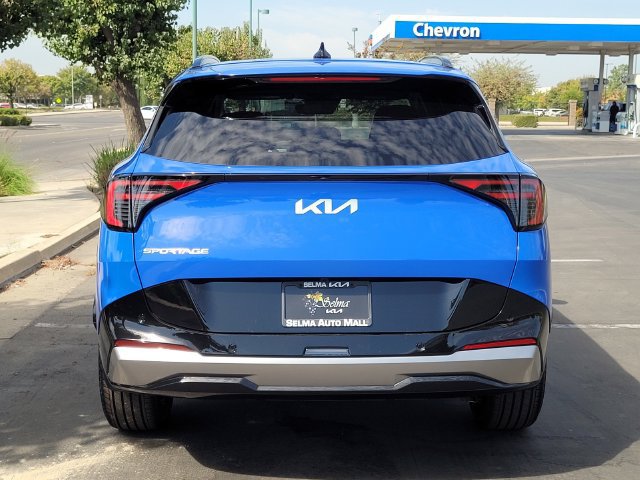 New 2026 Kia Sportage SX FWD image 5