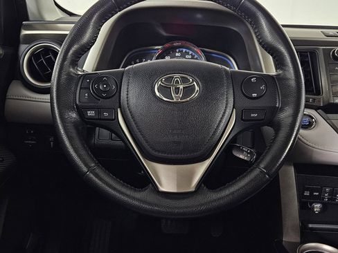 Used 2013 Toyota RAV4 Limited FWD image 10