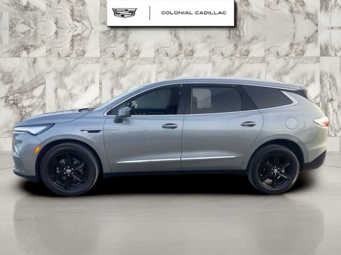 Used 2024 Buick Enclave Essence w/ Experience Buick Package image 4