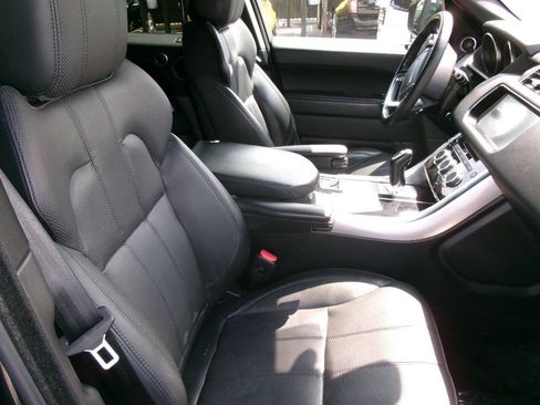 Used 2017 Land Rover Range Rover Sport AWD/4WD image 10