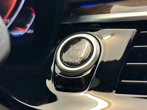 Used 2023 BMW 540i 540i w/ M Sport Package image 34