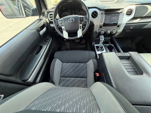 Used 2019 Toyota Tundra SR5 AWD/4WD image 10