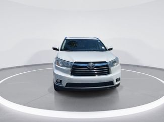 Used 2016 Toyota Highlander Limited Platinum FWD video 3