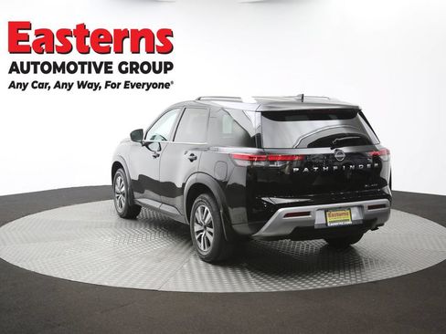 Used 2022 Nissan Pathfinder SL AWD/4WD image 64