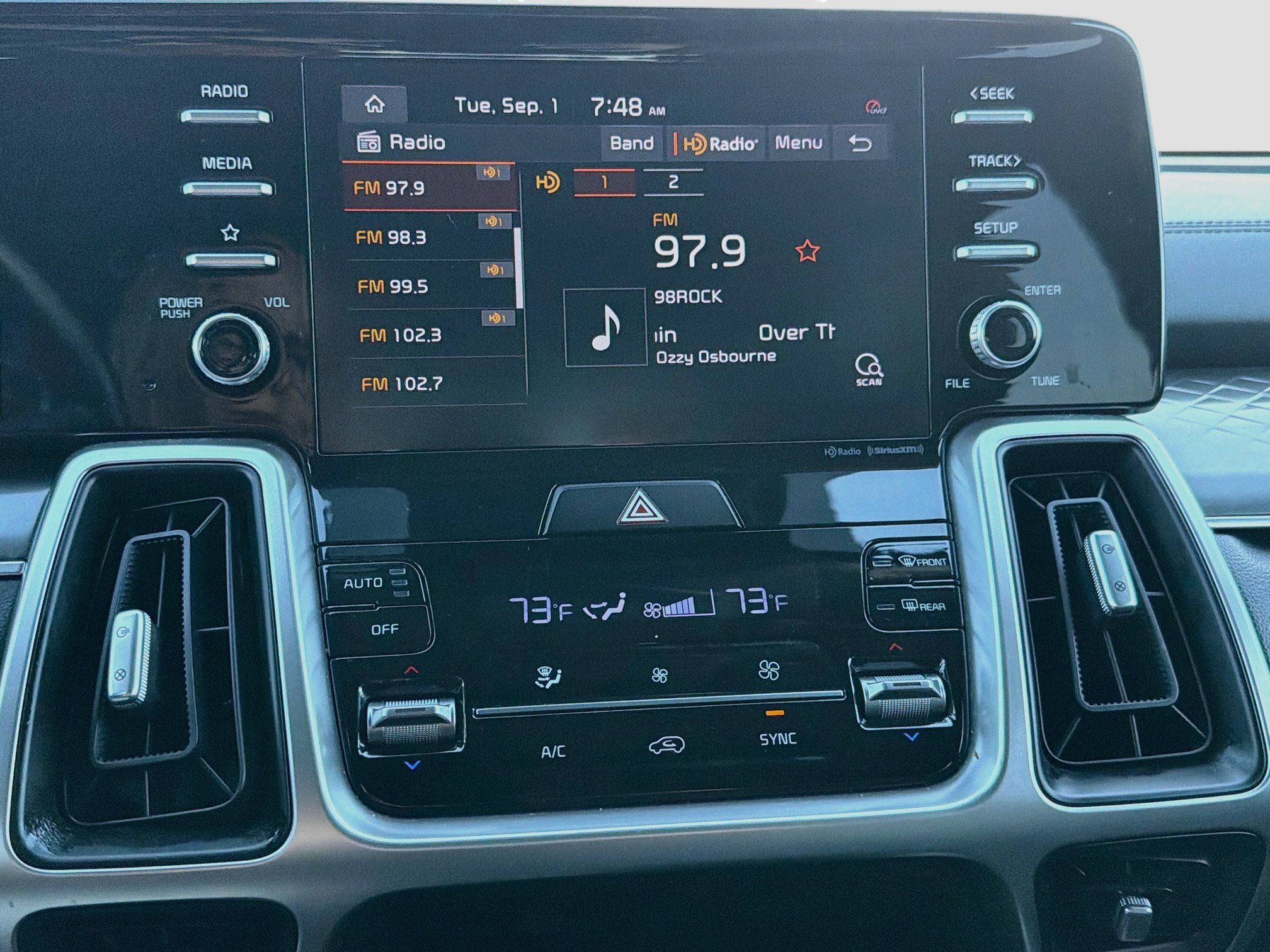 Used 2021 Kia Sorento S w/ Panoramic Sunroof Package FWD image 29