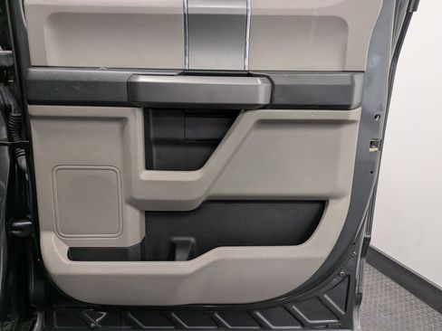 Used 2019 Ford F150 XLT w/ Equipment Group 302A Luxury image 25