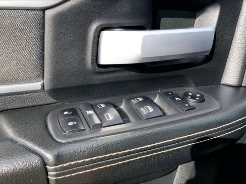 Used 2020 RAM 2500 Lone Star w/ Night Edition image 34