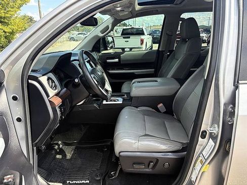 Used 2021 Toyota Tundra Limited w/ Limited Premium Package AWD/4WD image 13