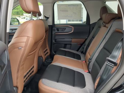 Used 2024 Ford Bronco Sport Outer Banks w/ Tech Package image 13