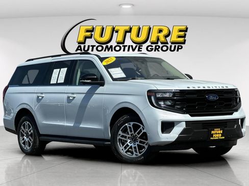 Certified 2025 Ford Expedition Max Active AWD/4WD image 1