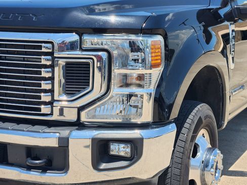 Used 2022 Ford F350 Lariat w/ Lariat Ultimate Package AWD/4WD image 10