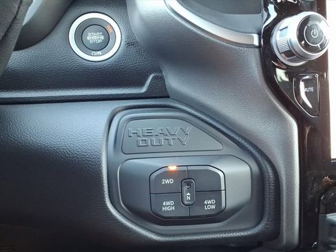 New 2026 RAM 2500 Big Horn AWD/4WD image 26