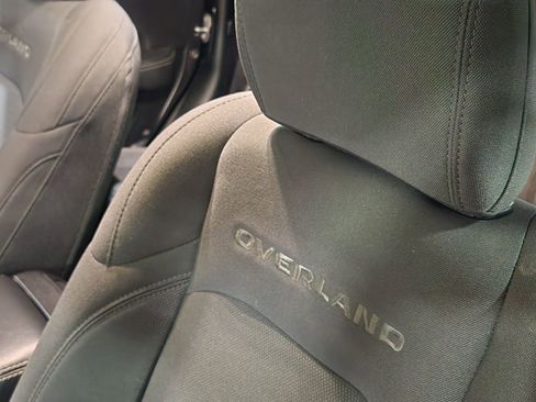 Used 2021 Jeep Gladiator Overland image 34