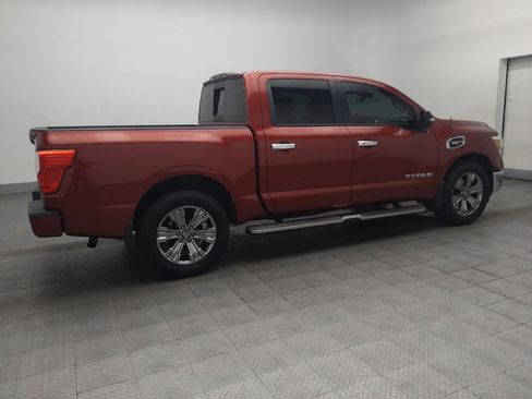 Used 2017 Nissan Titan SV RWD image 10