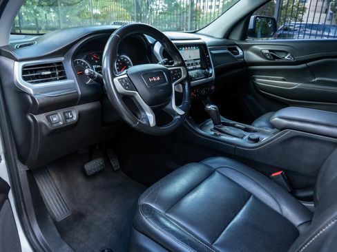 Used 2019 GMC Acadia SLT AWD/4WD image 10