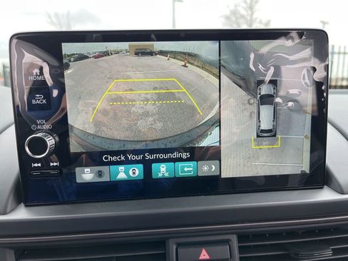 Certified 2025 Honda Pilot TrailSport image 27