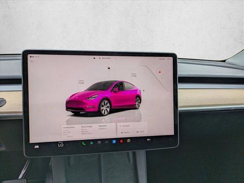 Used 2023 Tesla Model Y Long Range image 13