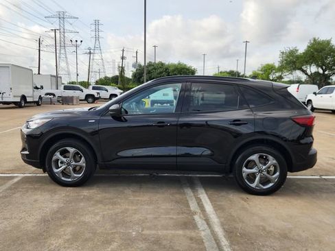 Used 2025 Ford Escape ST-Line AWD/4WD image 4