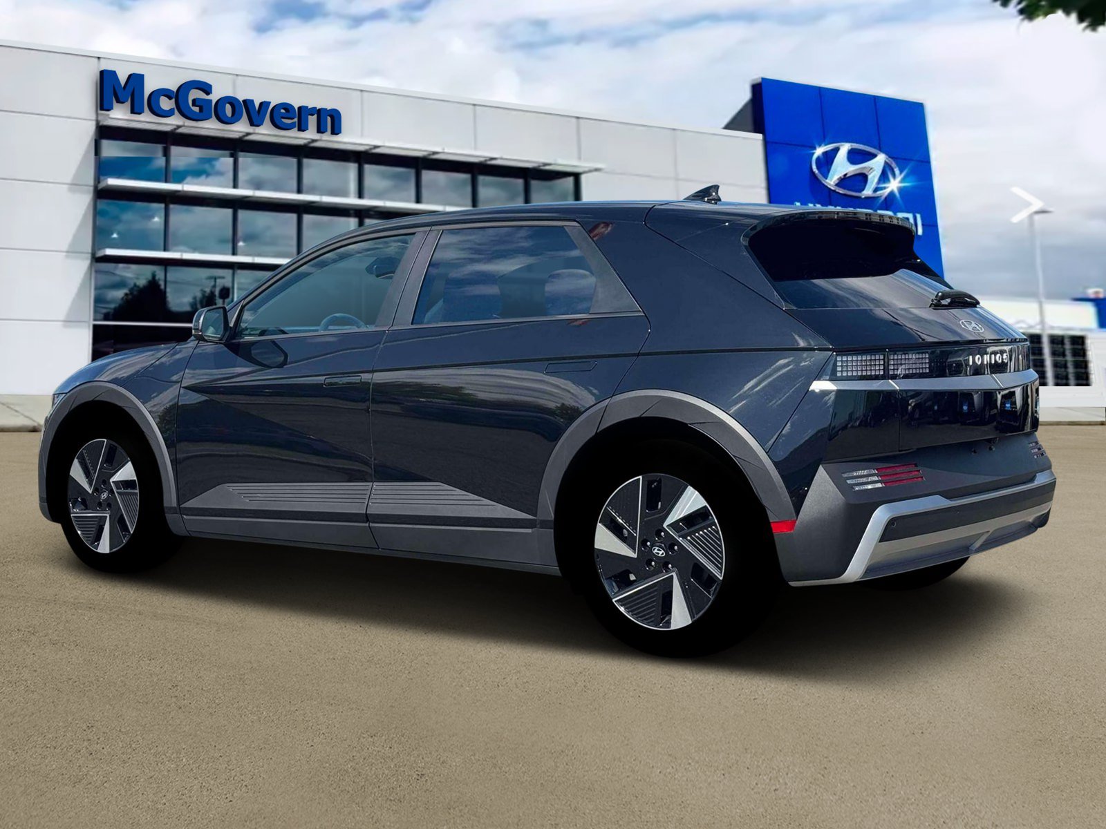 New 2026 Hyundai Ioniq 5 SEL AWD/4WD image 4