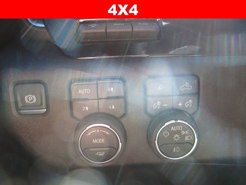 Used 2025 Chevrolet Silverado 3500 LTZ w/ LTZ Plus Package AWD/4WD image 32