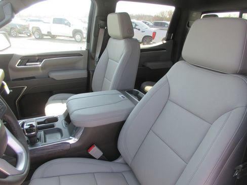New 2026 GMC Sierra 1500 SLT w/ SLT Convenience Package AWD/4WD image 14