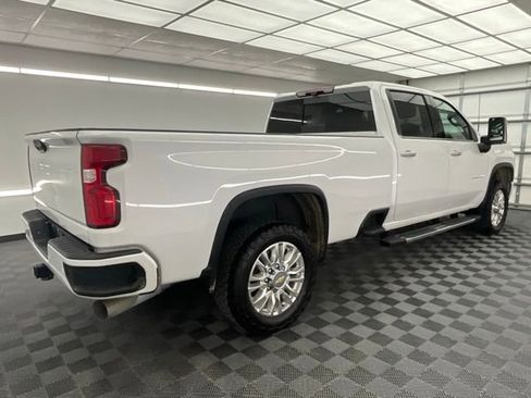 Used 2022 Chevrolet Silverado 2500 High Country w/ Z71 Off-Road Package AWD/4WD image 23