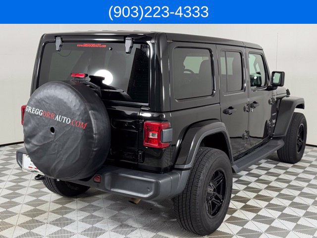Used 2018 Jeep Wrangler Unlimited Sahara AWD/4WD image 9