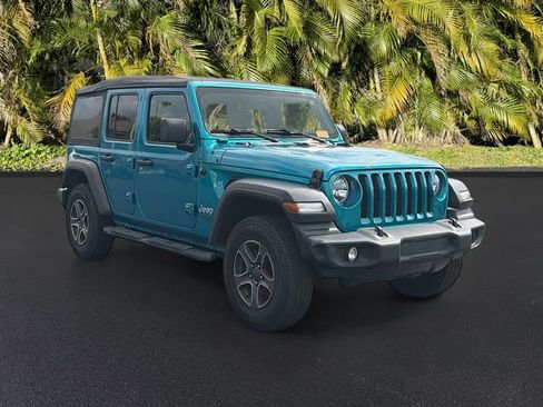 Used 2020 Jeep Wrangler Unlimited Sport S AWD/4WD image 2