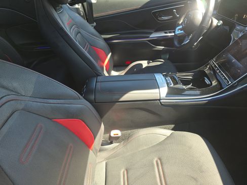 Used 2025 Mercedes-Benz CLE 53 AMG 4MATIC Cabriolet image 7