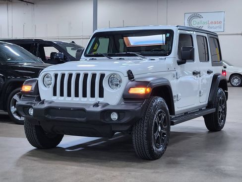 Used 2021 Jeep Wrangler Unlimited Sport AWD/4WD image 4