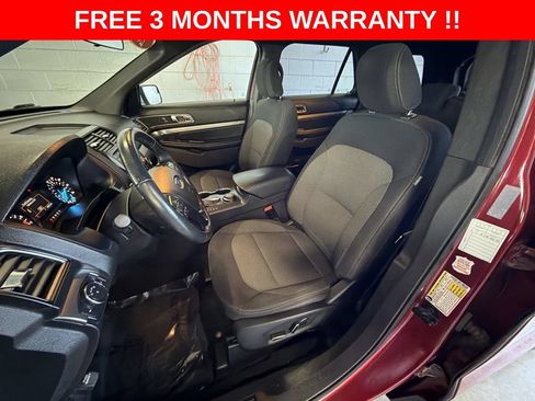 Used 2018 Ford Explorer XLT AWD/4WD image 16