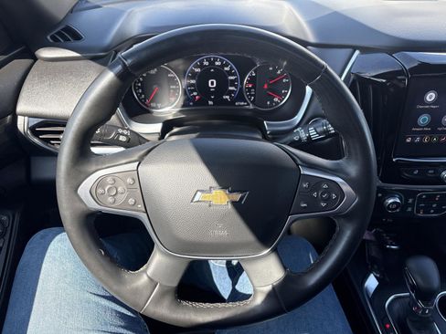 Used 2023 Chevrolet Traverse High Country AWD/4WD image 18