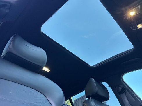 Used 2018 Kia Stinger GT2 image 13