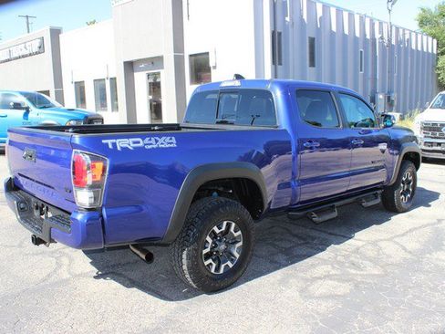 Used 2022 Toyota Tacoma TRD Off-Road w/ TRD Premium Off Road Package AWD/4WD image 14