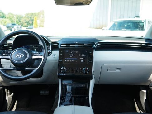 Used 2023 Hyundai Tucson SEL FWD image 10