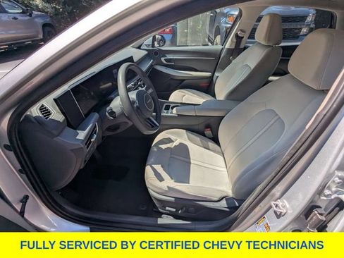 Used 2025 Hyundai Sonata SEL FWD image 13