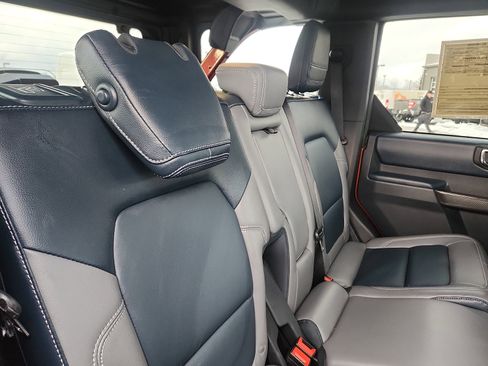 Used 2024 Ford Bronco Outer Banks image 29