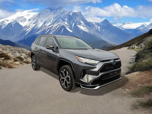 Used 2023 Toyota RAV4 XSE w/ Weather Package image 7