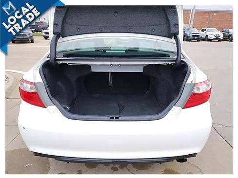 Used 2015 Toyota Camry XSE image 47
