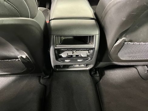 Used 2023 Jeep Grand Cherokee Altitude AWD/4WD image 37