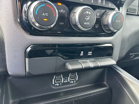 Used 2024 RAM 1500 Laramie RWD image 37