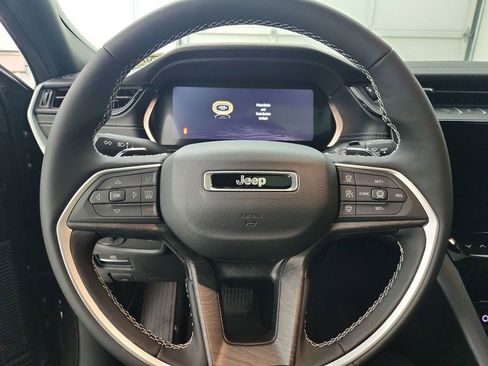 New 2026 Jeep Grand Cherokee Laredo image 22